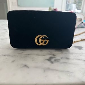 Gucci Marmont black velvet chain purse
